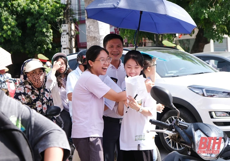 Kỳ thi tuyển sinh lớp 10 THPT : Đề thi môn tiếng Anh không quá khó
