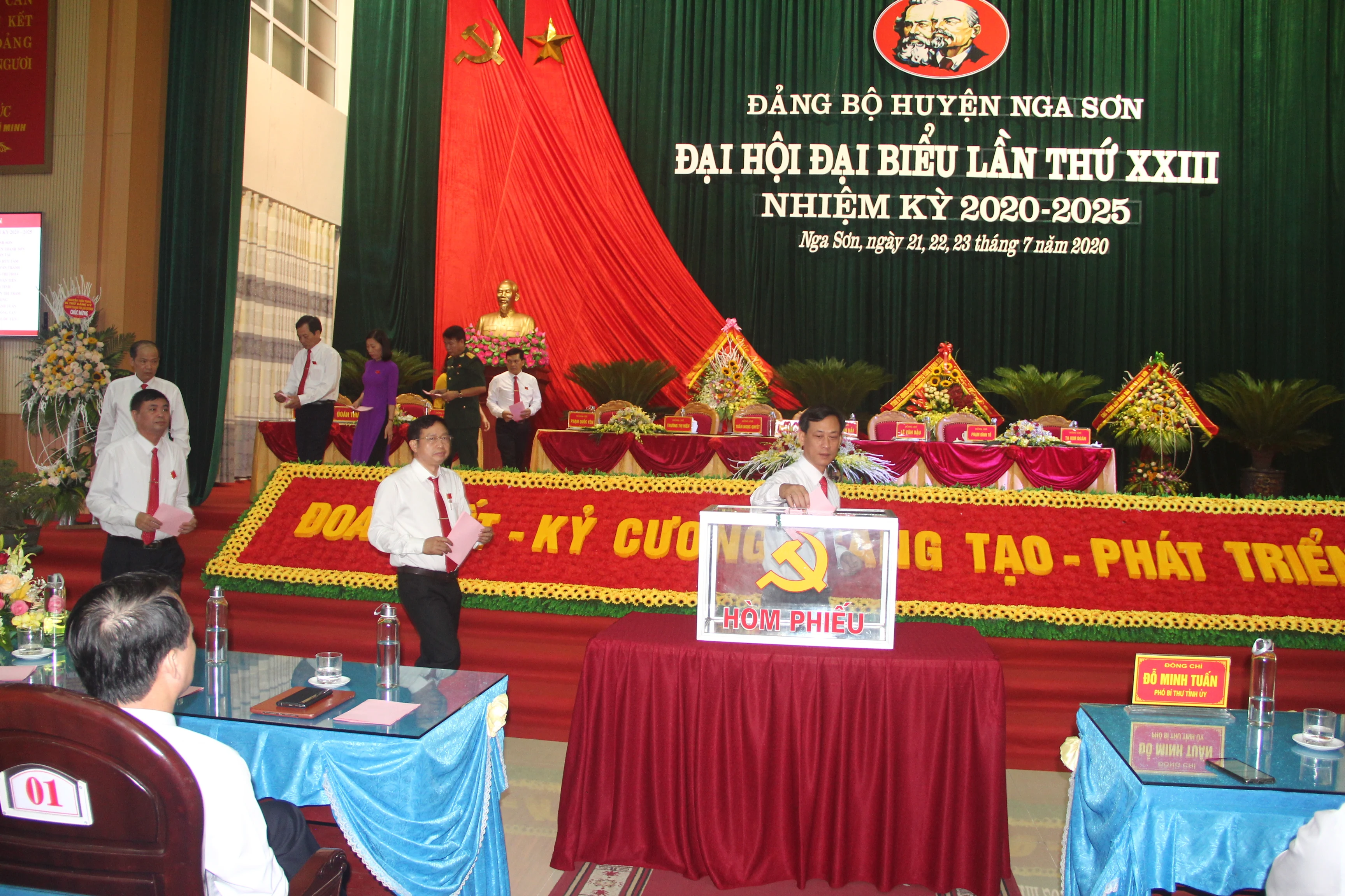 Đại hội Đại biểu Đảng bộ huyện Nga Sơn lần thứ XXIII