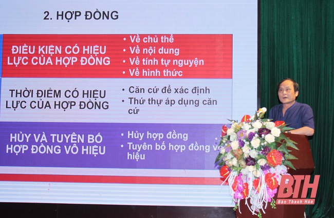 Bồi dưỡng kiến thức pháp luật nghiệp vụ luật sư, tư vấn pháp luật và công chứng viên