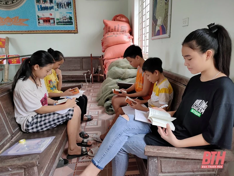 Lan tỏa tình yêu sách đến em nhỏ nơi vùng quê