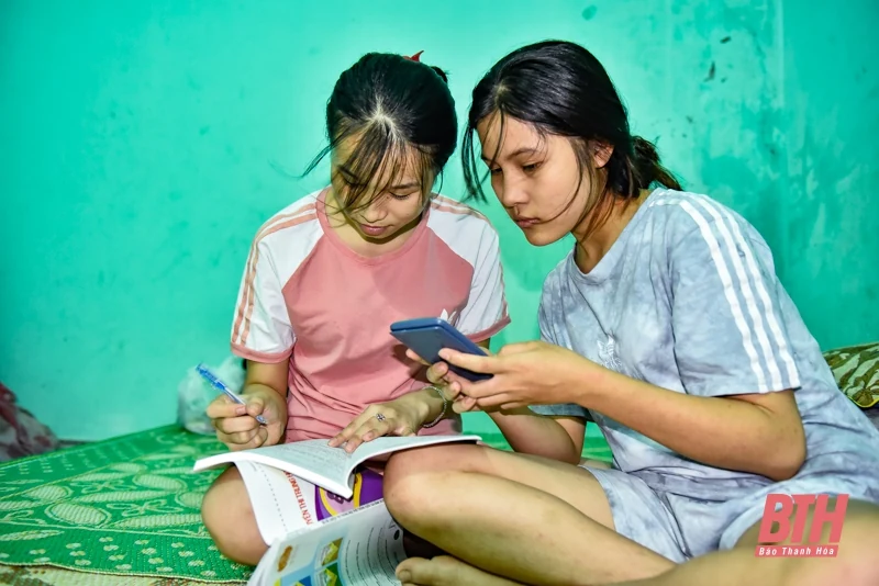 Thí sinh vùng cao miệt mài ôn tập trước ngày “vượt vũ môn”