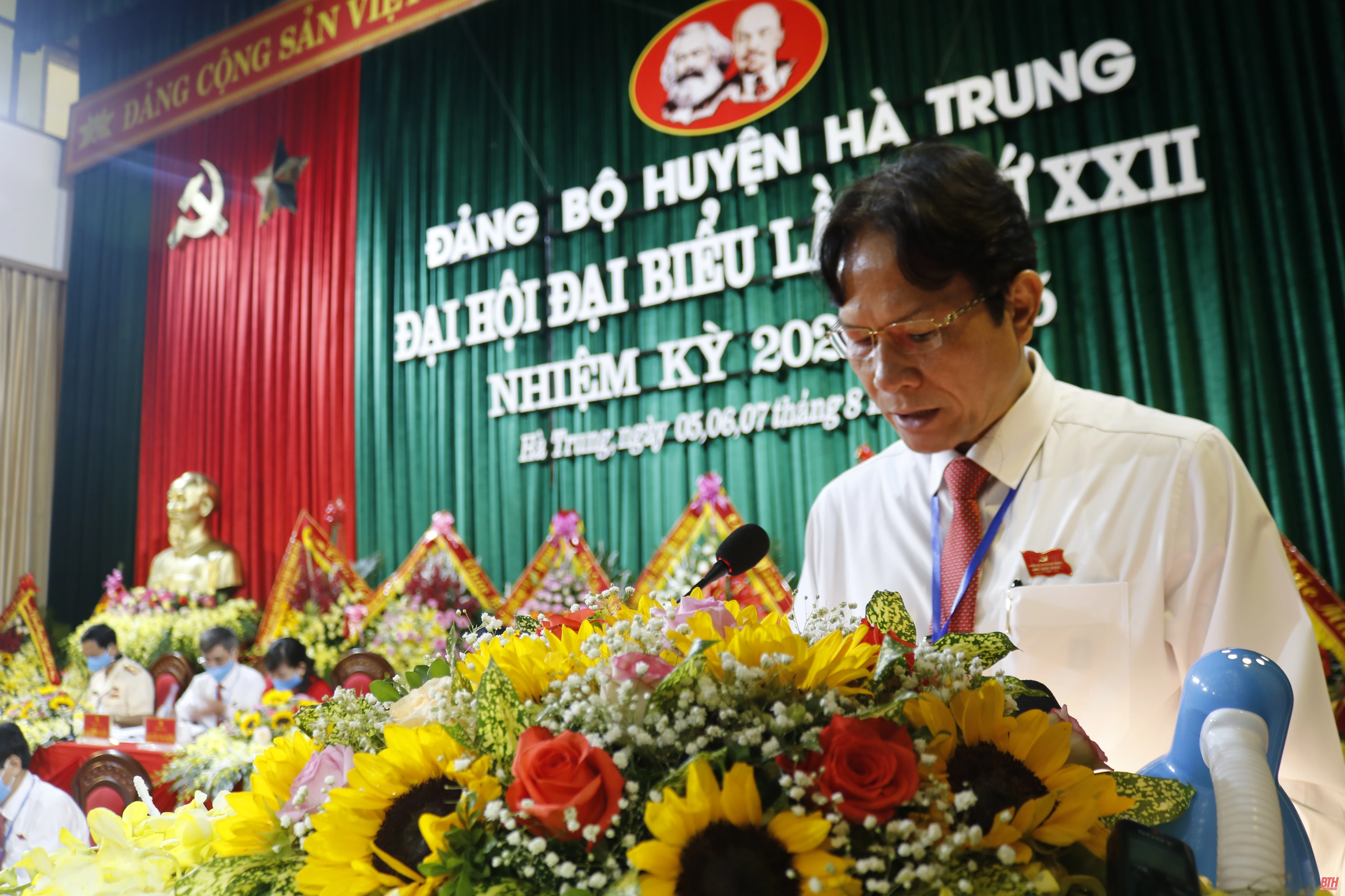 Đại hội đại biểu Đảng bộ huyện Hà Trung lần thứ XXII: Đoàn kết - Kỷ cương - Sáng tạo - Phát triển