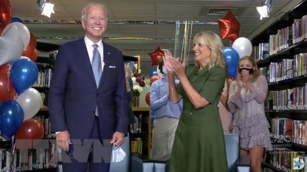 Cựu Phó Tổng thống Joe Biden cam kết hàn gắn đất nước nếu đắc cử