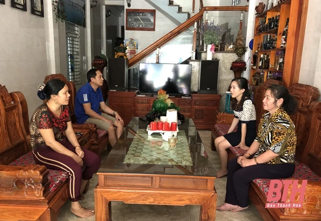 Người bí thư chi bộ được Đảng tin, dân tín