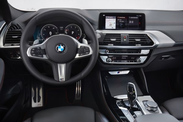 Cận cảnh BMW X4 2020 mới về Việt Nam: Suv lai Coupe cho người cá tính