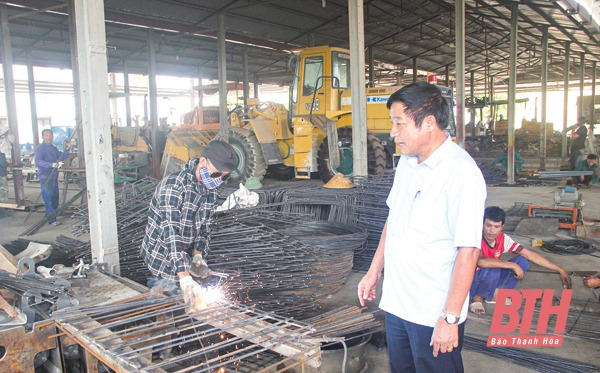 Cựu chiến binh, Giám đốc Công ty TNHH Hoàng Tuấn tạo nhiều việc làm cho người lao động và tích cực tham gia công tác từ thiện