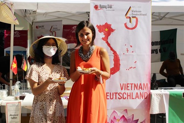 Quảng bá hình ảnh đất nước, con người Việt Nam tại miền Nam nước Đức