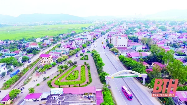 Tiếp tục đẩy mạnh toàn diện công cuộc đổi mới, đưa Hà Trung phát triển nhanh và bền vững