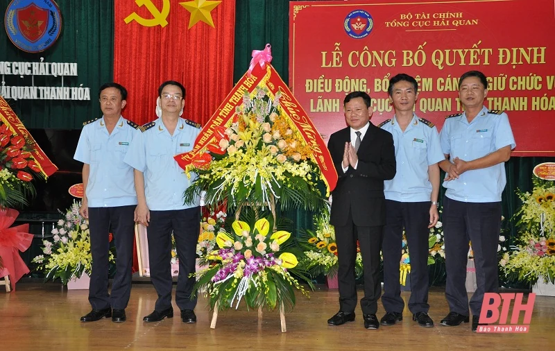 Công bố Quyết định điều động, bổ nhiệm cán bộ giữ chức vụ lãnh đạo Cục Hải quan tỉnh Thanh Hóa