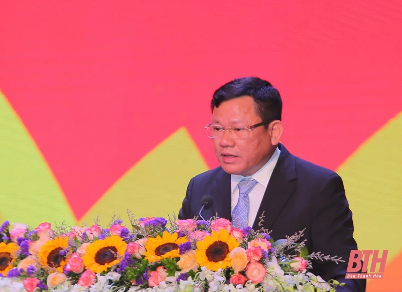 Khai mạc Hội chợ - Triển lãm thành tựu kinh tế - xã hội tỉnh Thanh Hóa giai đoạn 2015-2020