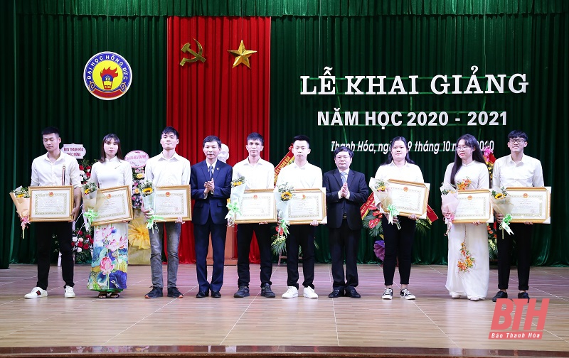 Trường Đại học Hồng Đức khai giảng năm học mới 2020-2021