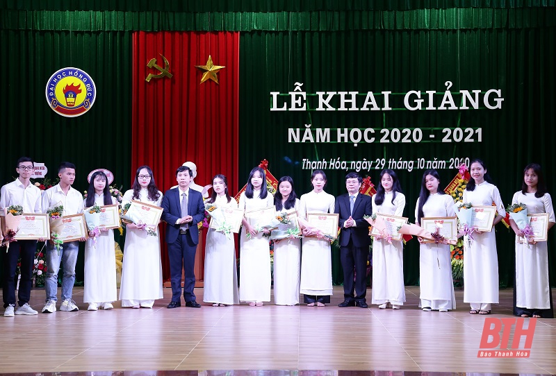 Trường Đại học Hồng Đức khai giảng năm học mới 2020-2021