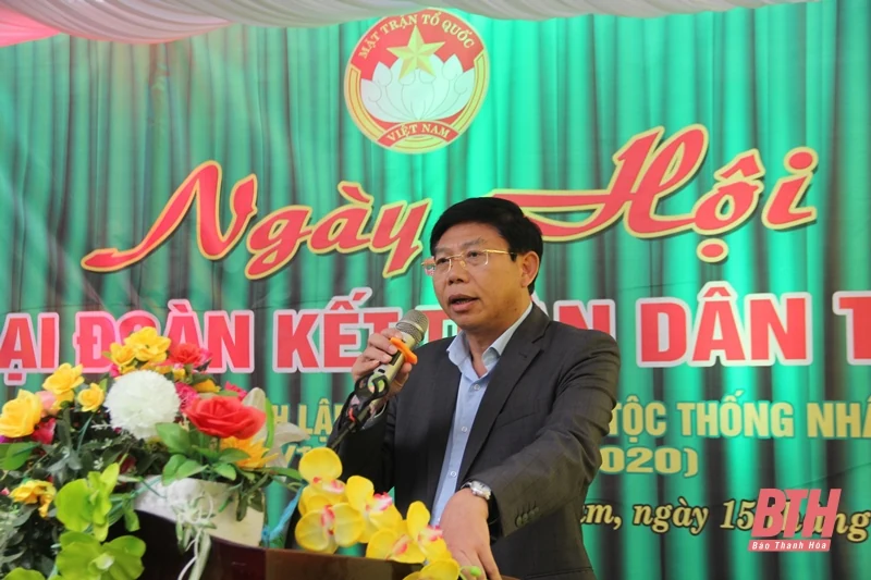 Bí thư Thị ủy Nghi Sơn Trần Văn Hải dự Ngày hội Đại đoàn kết toàn dân tộc tại xã Các Sơn