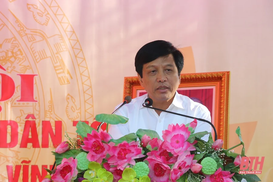 Trưởng ban Pháp chế HĐND tỉnh Võ Duy Sang dự Ngày hội Đại đoàn kết toàn dân tộc tại huyện Vĩnh Lộc