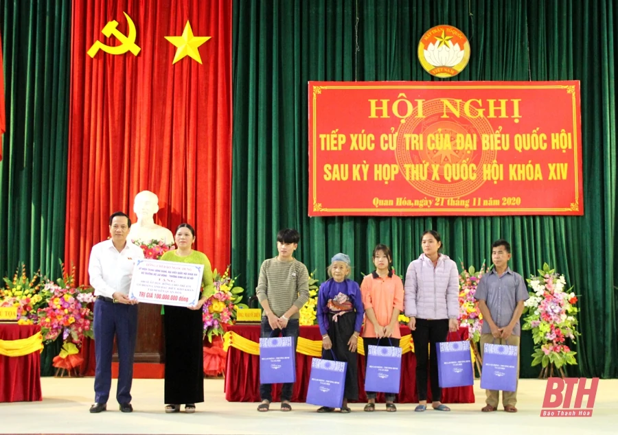 Bộ trưởng Bộ Lao động - Thương binh và Xã hội Đào Ngọc Dung tiếp xúc cử tri các huyện Quan Hóa và Ngọc Lặc