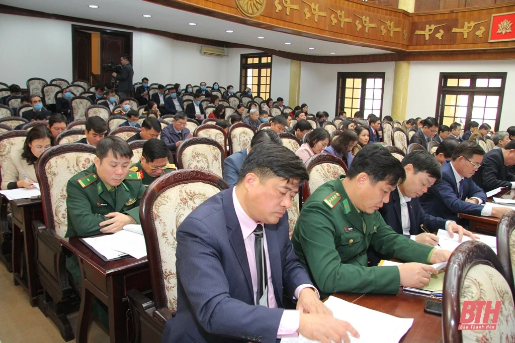 Tiếp tục thể chế hóa cơ chế “Đảng lãnh đạo, Nhà nước quản lý, Nhân dân làm chủ” và phương châm “Dân biết, dân bàn, dân làm, dân kiểm tra”