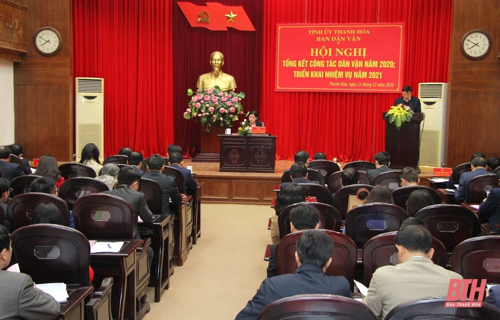 Tiếp tục thể chế hóa cơ chế “Đảng lãnh đạo, Nhà nước quản lý, Nhân dân làm chủ” và phương châm “Dân biết, dân bàn, dân làm, dân kiểm tra”