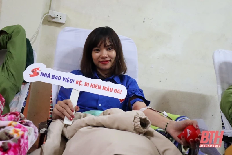 Ngày hội hiến máu hưởng ứng Chiến dịch hiến máu tình nguyện dịp Tết Nguyên Đán Tân Sửu và Lễ hội Xuân hồng 2021