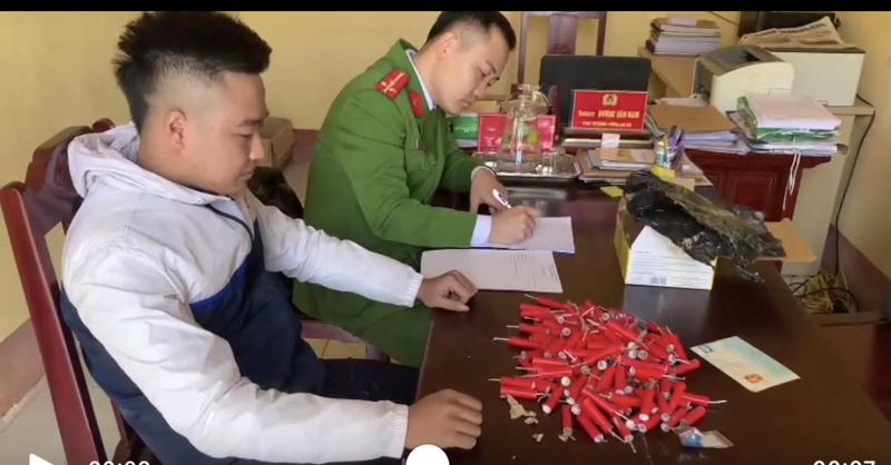 Cảnh báo, ngăn chặn nguy cơ thương tích từ việc tự chế pháo nổ