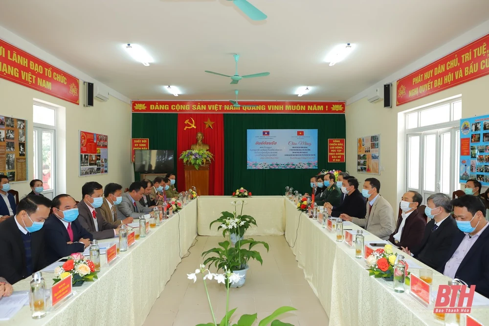 Đoàn đại biểu cấp cao tỉnh Hủa Phăn chúc tết Đảng bộ, chính quyền và Nhân dân các dân tộc tỉnh Thanh Hóa