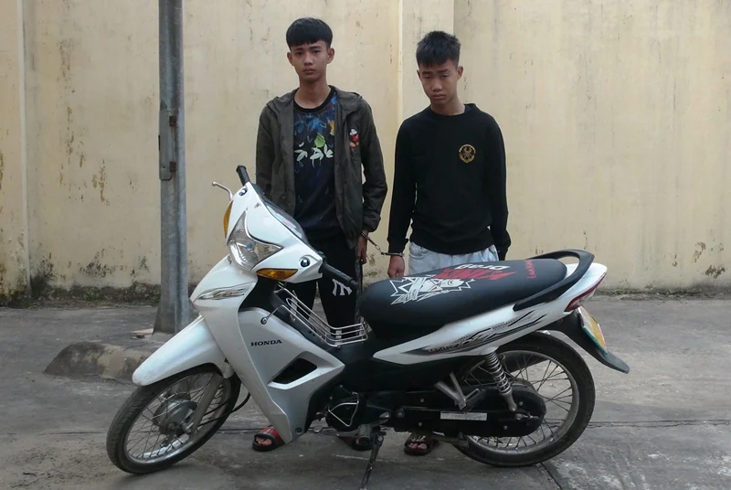 Liên tiếp bắt 5 đối tượng trộm cắp, cướp giật tài sản