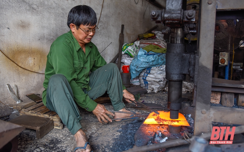 Làng rèn Tiến Lộc những ngày cuối năm