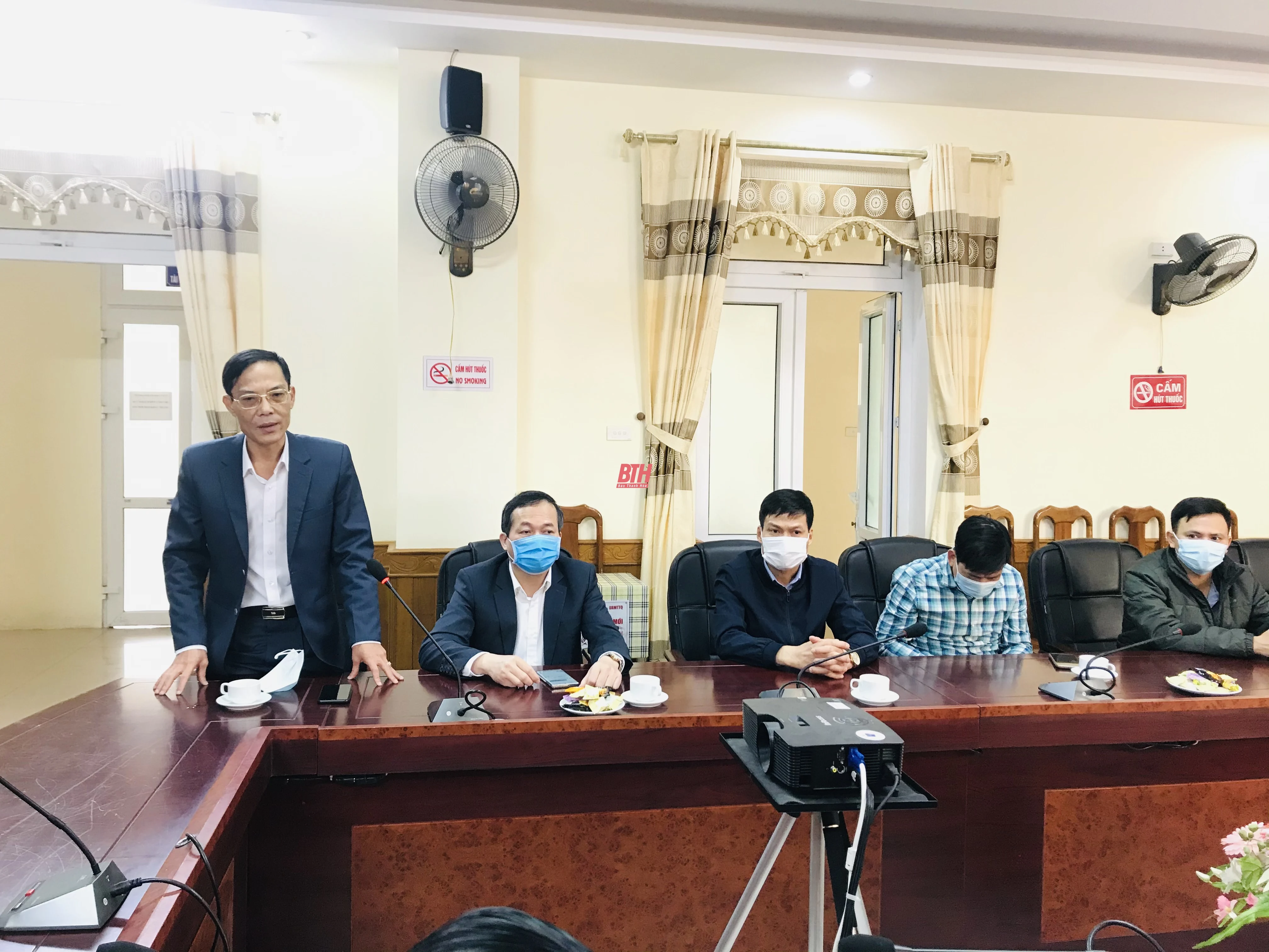 Thanh Hoá tiếp nhận 2.000 test xét nghiệm kháng nguyên virus SARS-CoV-2 từ AIC GROUP