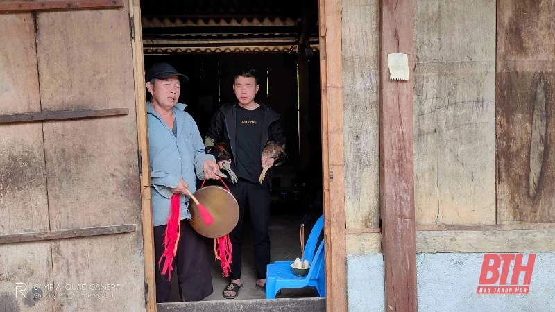 Độc đáo “Tết con gà” của đồng bào Mông