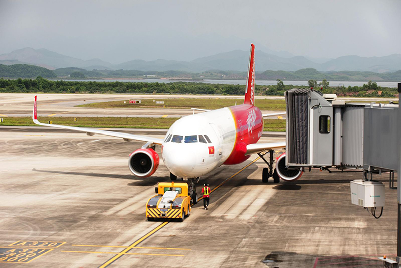 Vietjet “xông đất” sân bay Vân Đồn năm mới Tân Sửu