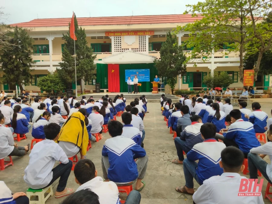 Gần 900 đoàn viên, thanh niên được tư vấn, hướng nghiệp và giới thiệu việc làm