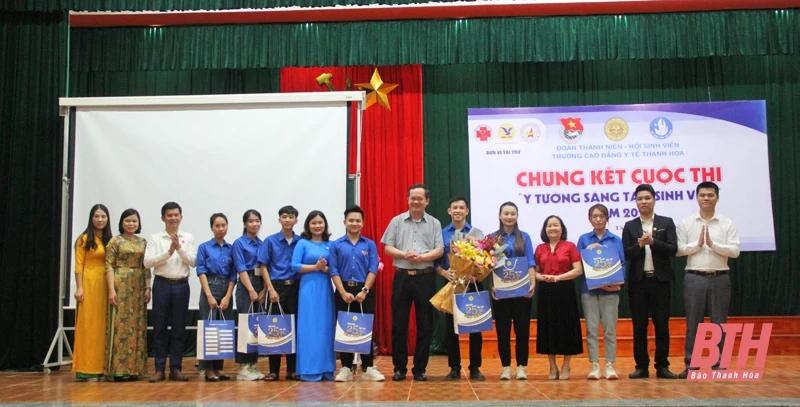 Chung kết cuộc thi “Ý tưởng sáng tạo sinh viên” Trường Cao đẳng Y tế Thanh Hóa năm 2021