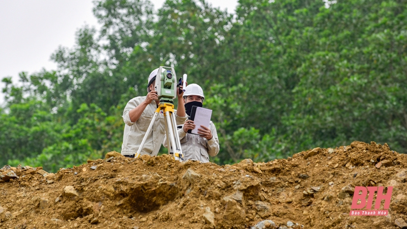 Gấp rút thi công, đảm bảo tiến độ dự án cao tốc Bắc - Nam