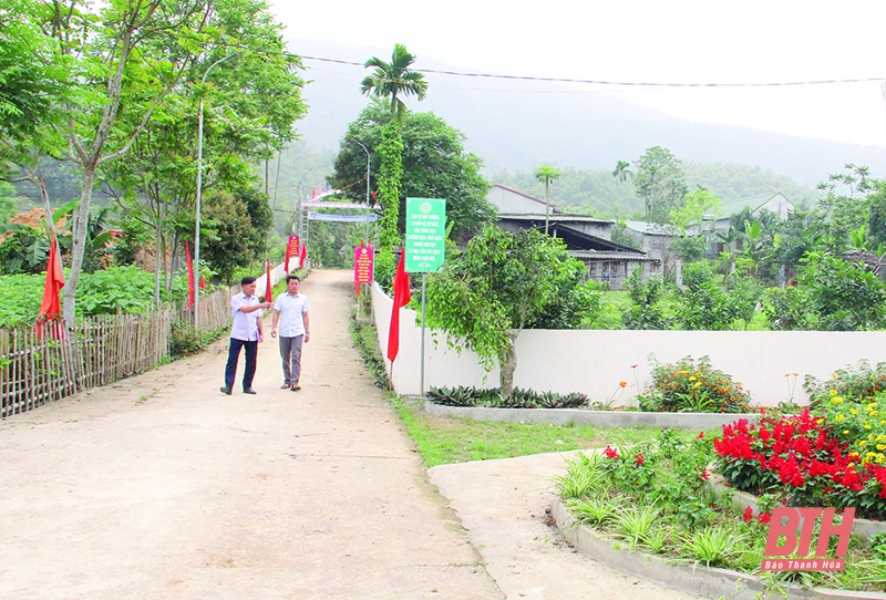 Huyện Lang Chánh coi trọng xây dựng đảng bộ cơ sở trong sạch, vững mạnh