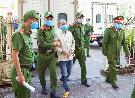 Làm thất bại âm mưu lợi dụng bầu cử chống phá đất nước