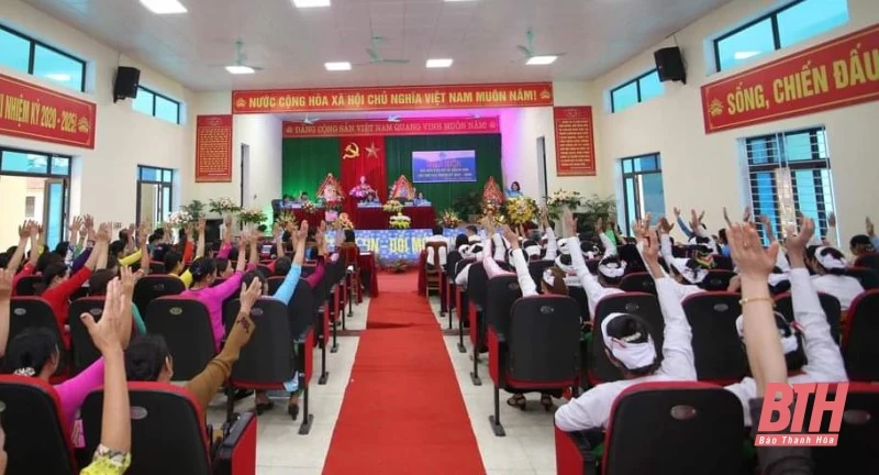 Hội LHPN thị trấn Vân Du phấn đấu mỗi chi hội giúp ít nhất 2 hội viên thoát nghèo và cận nghèo