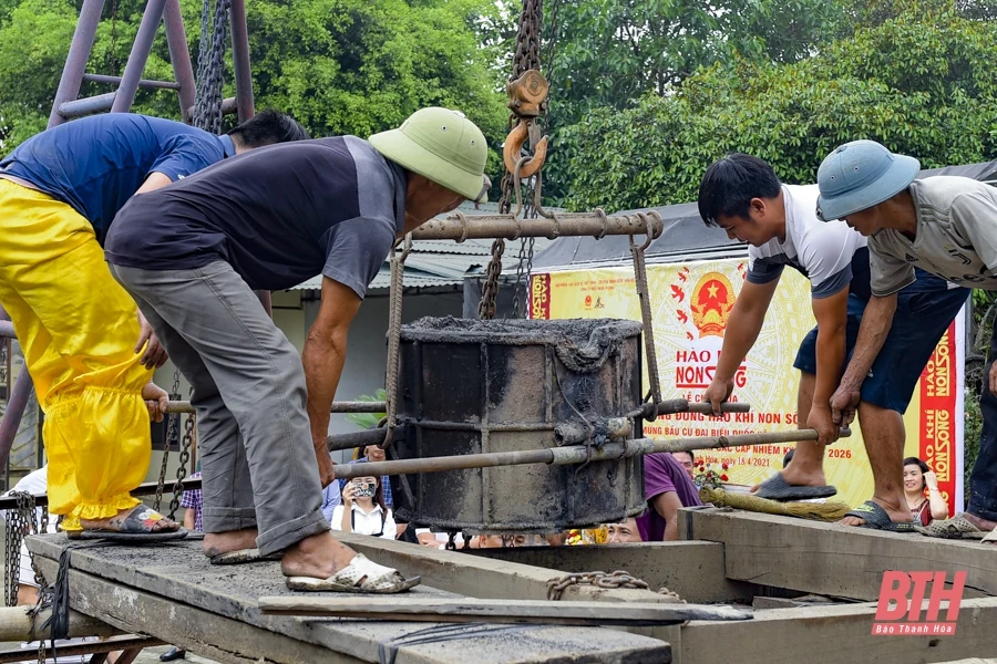 Lễ chập lửa đúc trống đồng “Hào khí Non Sông”