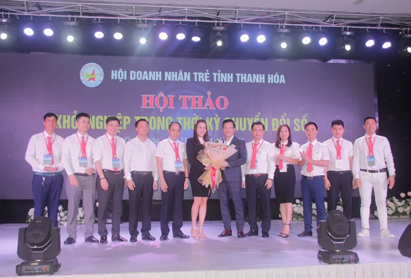 Hội doanh nhân trẻ kết nối doanh nghiệp chuyển đổi số và tìm hiểu cơ hội kinh doanh trên lĩnh vực bất động sản
