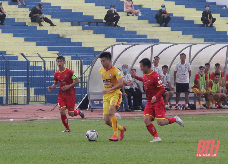 Giành chiến thắng trong trận derby Bắc Trung Bộ, Đông Á Thanh Hóa vươn lên vị trí thứ 5