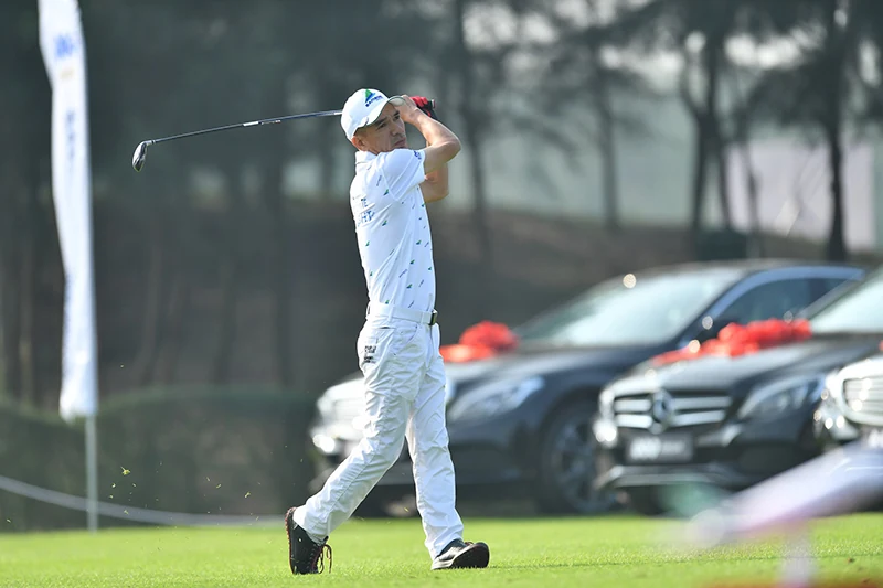 16 xe hạng sang và 4 tỷ đồng tiền mặt chờ đón chủ nhân tại Bamboo Airways Summer Tournament 2021