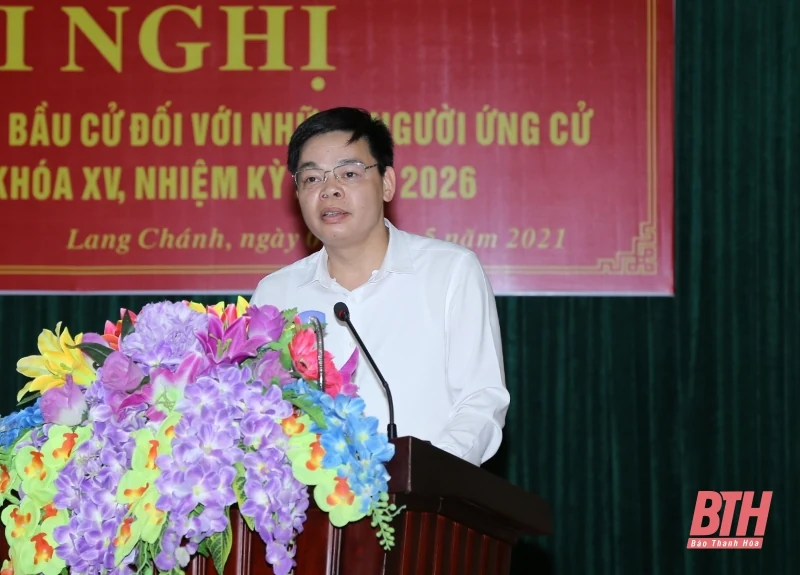 Phó Bí thư Thường trực Tỉnh ủy Lại Thế Nguyên và các ứng cử viên đại biểu Quốc hội khóa XV tiếp xúc cử tri tại đơn vị bầu cử số 5