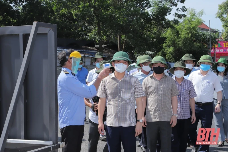 Đồng chí Bí thư Tỉnh ủy Đỗ Trọng Hưng thăm và làm việc tại huyện Triệu Sơn