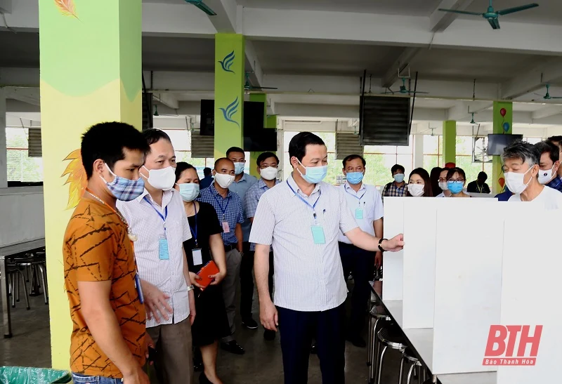 Chủ tịch UBND tỉnh Đỗ Minh Tuấn kiểm tra hoạt động sản xuất, kinh doanh và phòng, chống dịch COVID-19 tại thị xã Bỉm Sơn và TP Thanh Hoá