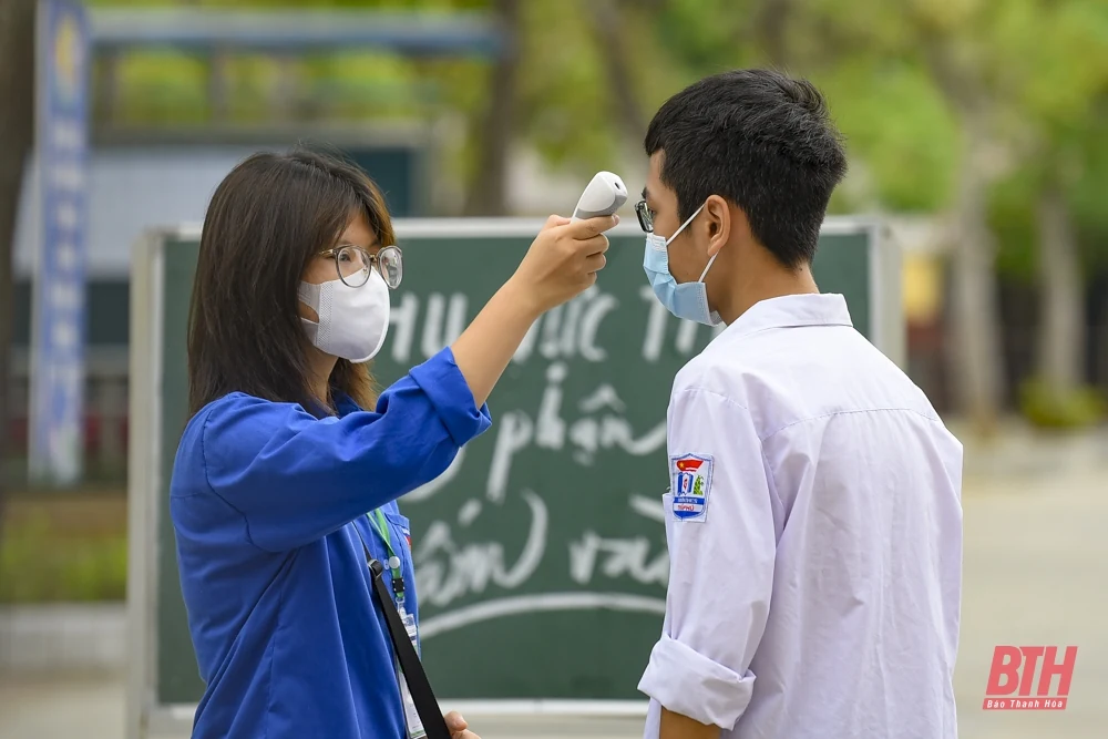 Thí sinh Thanh Hóa bước vào môn thi cuối cùng Kỳ thi tuyển sinh vào lớp 10 THPT công lập