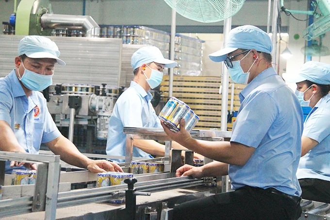 Áp dụng biện pháp phòng, chống dịch COVID-19 và phát triển kinh tế thực hiện “mục tiêu kép”