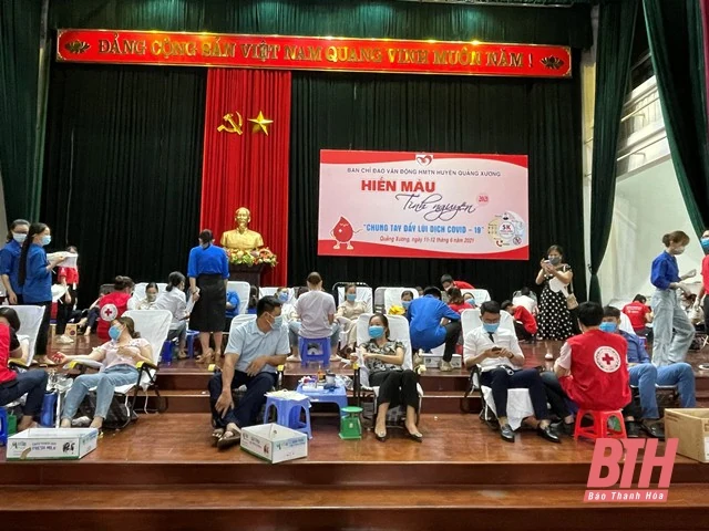 Huyện Quảng xương tổ chức hiến máu tình nguyện khắc phục tình trạng khan hiếm máu trong dịch, bệnh COVID-19