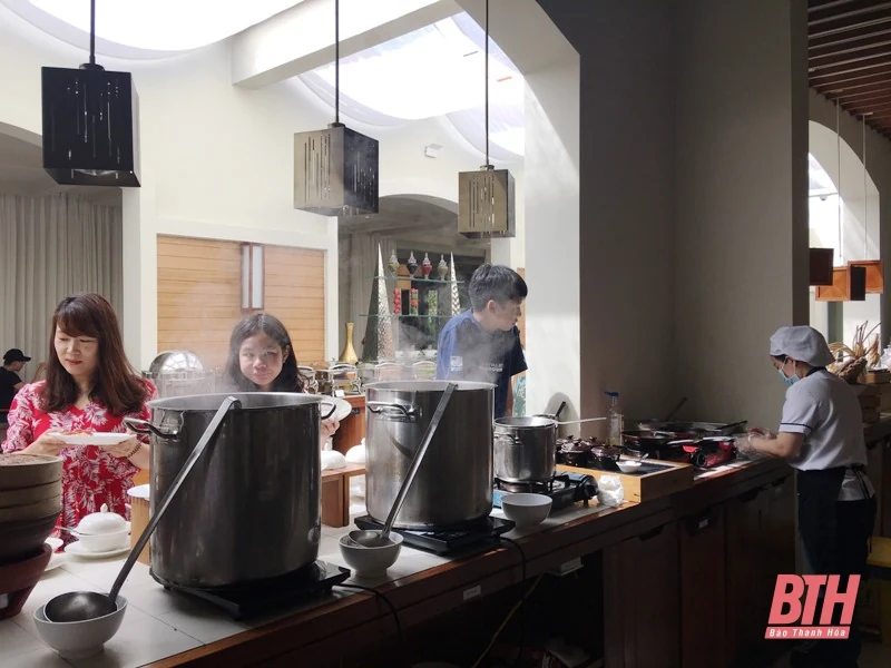 Thắt chặt các biện pháp đảm an toàn phòng, chống dịch COVID-19, quần thể du lịch nghỉ dưỡng FLC Sầm Sơn thu hút khách