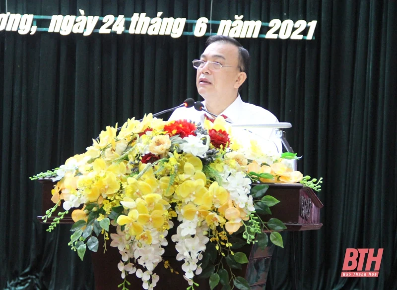 Kỳ họp thứ nhất HĐND huyện Quảng Xương khóa XXI: Bầu các chức danh thuộc HĐND, UBND huyện