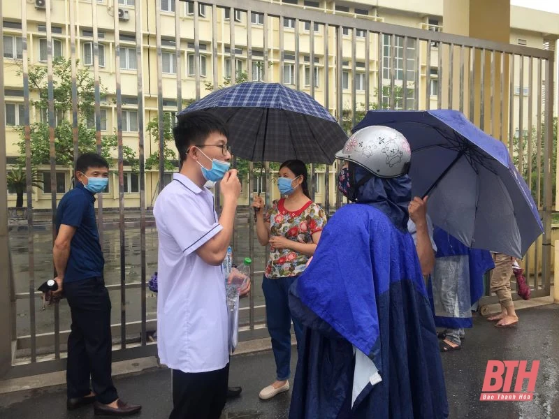 Thi tốt nghiệp THPT 2021: Đề thi môn Ngữ Văn hay, thí sinh hứng thú với phần liên hệ thực tiễn