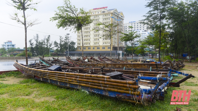 TP Sầm Sơn thực hiện nghiêm lệnh cấm biển, ứng phó với áp thấp nhiệt đới