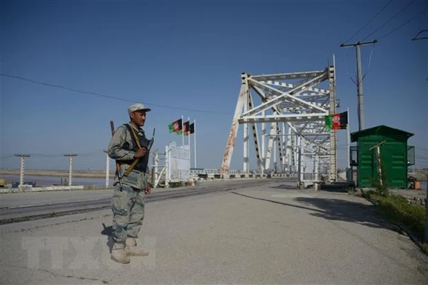 Khoảng 20.000 phiên dịch người Afghanistan xin tị nạn tại Mỹ